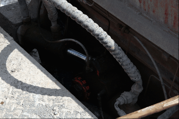 泵車、混凝土泵、混凝土