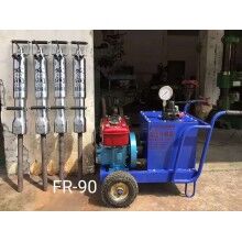 露天礦山開采石頭機械設備液壓劈裂機