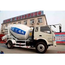 混凝土攪拌運(yùn)輸車4立方，液壓驅(qū)動、風(fēng)冷式散熱器